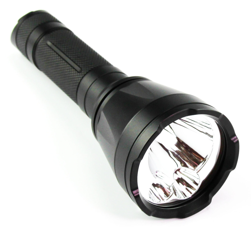 Fenix Lampe TK32 Taschenlampen LED betrieben mit Batterie NEU 